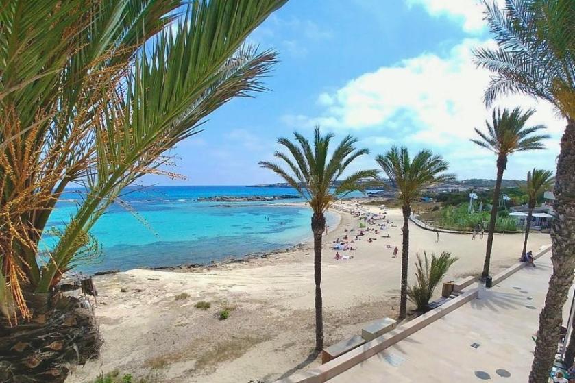 에스푸홀스 Apt Calmacabana A 50M Dal Mare 아파트 외부 사진